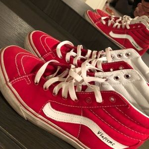 Red Vans sz 9